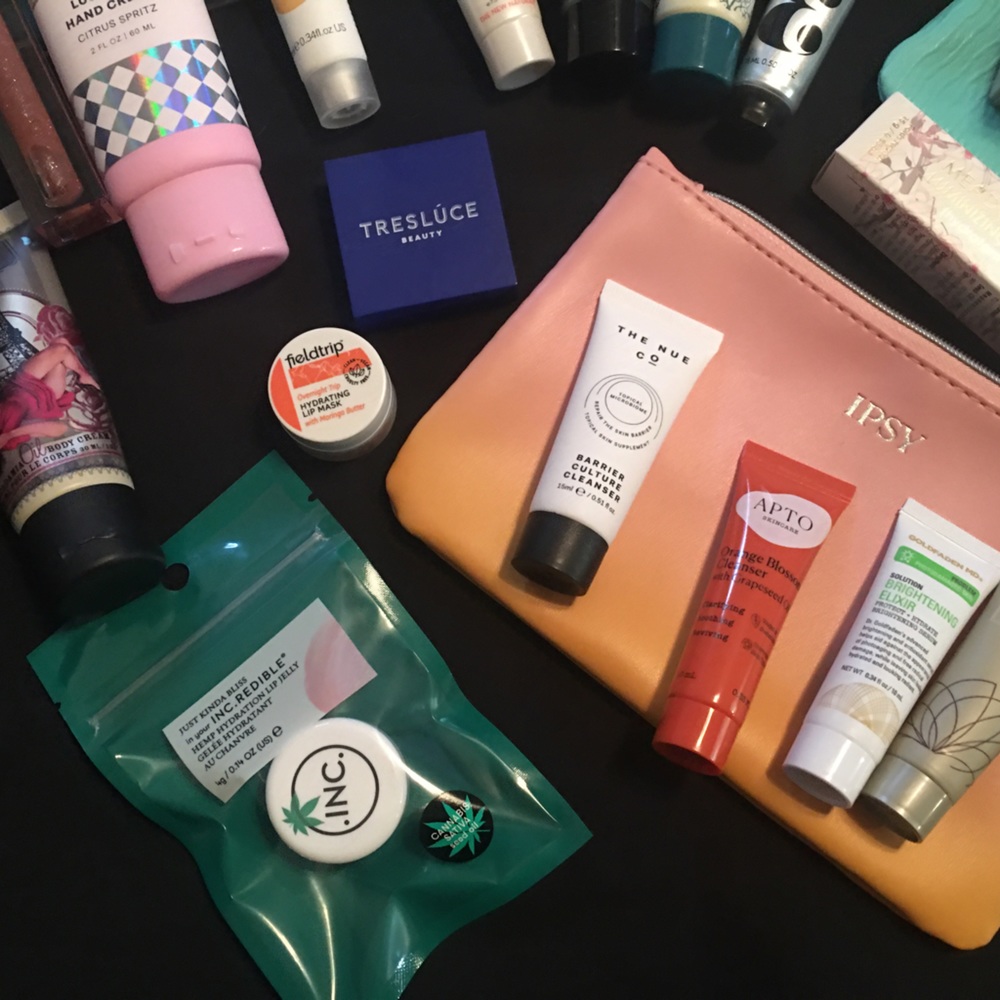 Ipsy bags - Picture 3 of 8